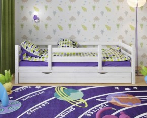 Детская кровать из массива березы Соня-5 (Белый/Лак) в Соликамске - solikamsk.ok-mebel.com | фото