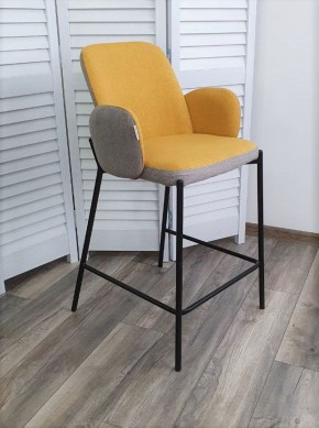 Полубарный стул NYX (H=65cm) VF106 желтый / VF120 серый М-City в Соликамске - solikamsk.ok-mebel.com | фото 3
